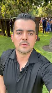 🎉 ¿Estás planeando un evento y no sabes por dónde empezar? Aquí te damos  **3 puntos claves** para que elijas el lugar perfecto:, ¡No te pierdas la  oportunidad de hacer de tu evento un éxito! 🥂