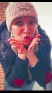 Hehehe Ik ben Kathy en kom uit Haacht/België😉En jullie van waar zijn ...