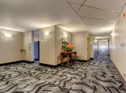 From hotels near the airport to the calgary zoo and calaway park, save big with these calgary travel deals. Service Plus Inns And Suites Hotel Calgary Canada Overview