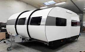 Technologie brevetée pour tripler l'espace habitable. Caravanes Beauer Camping Pour Caravanes Tentes Et Camping Car