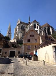 Magnifique Quartier De La Marine A Visiter A Pied Depuis Le Maxime Hotel Auxerre Medieval Yonne Abbaye Bourgo Auxerre Ville Medievale Bourgogne