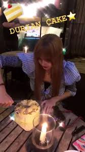 And viola, your cake is done ! Blackpink Lisa Instagram Story 20 August 2018 Durian Cake Mp4