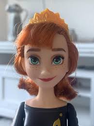 Frozen 2 Queen Anna Shimmer Doll