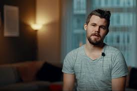 Сериал основан на одноимённом романе уолтера тевиса. Carlsen On The Queen S Gambit A Little Too Unrealistic Chessbase