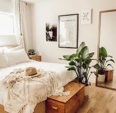 Bohemian Bedroom Idea Plants And Wood Give A Earthy Feel Bohemian Boho Bedroomideas Apartment Bedroom Decor Home Decor Bedroom Home Bedroom