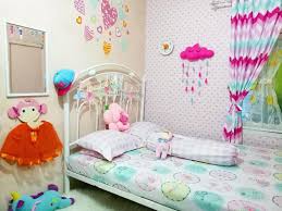 Bahan ini mudah didapat dan menghasilkan efek cara menghias dinding kamar tidur dengan foto. 17 Desain Dan Dekorasi Kamar Tidur Perempuan Remaja Menghias Kamar Dengan Kertas Kado 1080x810 Download Hd Wallpaper Wallpapertip