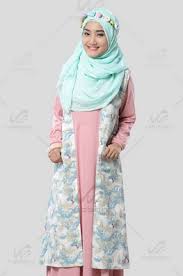 Fashion muslim anak menyediakan berbagai macam kebutuhan baju muslim anak, jilbab anak, khimar anak. Busana Muslim Anak Laki Laki Rabbani Hijabfest