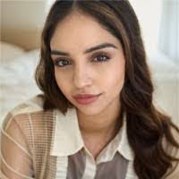 Aurelia Salgado's Instagram, Twitter & Facebook