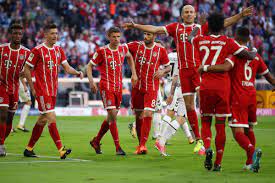 Robert lewandowski handed bayern the lead from the penalty spot to score his 40th goal this campaign and equal gerd müller's historic record from the 1971/72 season. Match Awards From Bayern Munich S Comprehensive 5 0 Win Over Sc Freiburg Bavarian Football Works