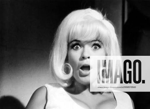 THE FAT SPY, Jayne Mansfield, 1965 Courtesy Everett Collection !ACHTUNG  AUFNAHMEDATUM GESCHÃ„TZT