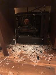 Wow my tempered glass to my fridge just exploded in my hands. S340 Just Exploded When I Touched The Glass Wasn T Even Hot Pcmasterrace