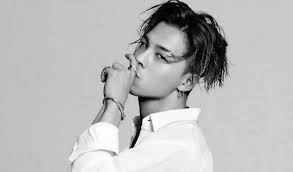 Auf der bühne ist er unter dem . Bigbang Now Only Has One Member To Have Survived From Scandals Controversies Kpopmap