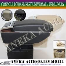 Introduced for 2007, the toyota yaris is a subcompact sedan that is known for its quirky looks, superb fuel mileage, and traditional reliable toyota parts. Jual Armrest Yaris Murah Harga Terbaru 2020