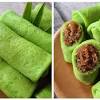 Coconut cookies/ biskut kelapa cina are made of over baked dinner rolls and desiccated coconut. 1