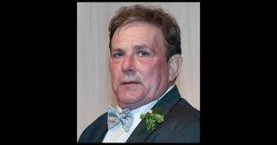 Virginia Kellum's Instagram, Twitter & Facebook