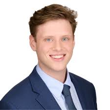 I'm very proud to announce that I have accepted an offer as a Financial  Analyst with Gallagher!