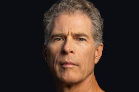 Immerse Yourself in Happiness with Dr. Paul Zak