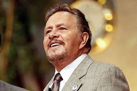 Who shot Paco Stanley? Series explores murder of Mexico TV icon