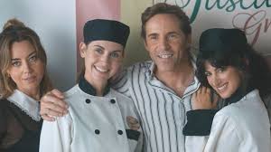 Spin Me Round movie review: Aubrey PlazaAlison Brie lesbian romcom falls  short of potential