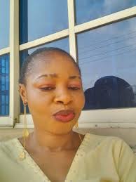 Heartwarming messages as a business strategy for customer retention