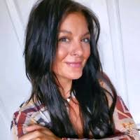 20+ "Beth Tew" profiles