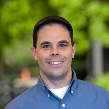 Dr. David L Maniscalco, M.D.