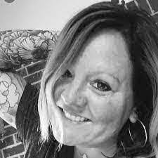 Marci Bridges's Instagram, Twitter & Facebook