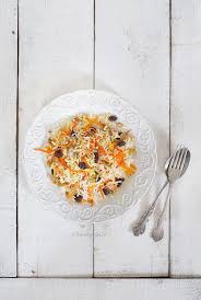 It's often cooked quite plain, as a foil to the intense colors and pungent flavors of fresh vegetables and meat. 10 Middle Eastern And Arabic Rice Dishes For Lunch Or Dinner Marocmama