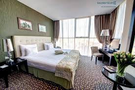 Hotel golden tulip.ziua 1 vineri ora 06.00 plecare din bucuresti, parcarea din centrul. Golden Tulip Victoria Bucharest Hotel é¢†è‹±