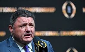 Walt Handelsman: Cartoon Caption Contest Winners!