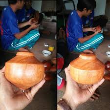 Gasing, sebuah permainan tradisional yang diyakini berasal dari melayu ini mulai meredup di tengah gemerlapnya permainan modern saat ini. Gasingers Instagram Posts Gramho Com