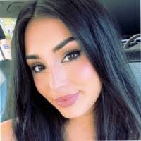 Stephanie Angell's Instagram, Twitter & Facebook