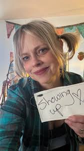 Showed up live today…sharing about where I am teaching, my online school,  building community, feeling forward, epic creativity and about 🔥how I am  using my voice at this time in history❤️. I hope this ...