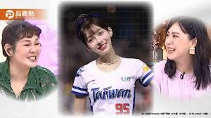 林襄示範寫真集拍攝秘訣！「眼神迷濛、嘴巴呼吸」超辣又暈