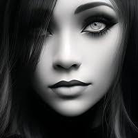 Della Lovell's Instagram, Twitter & Facebook