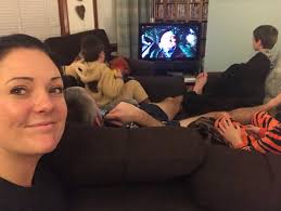 Cara Bell (@caramairibell)