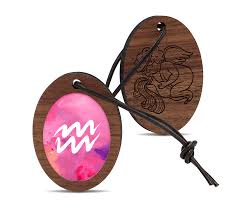 Du hast den richtigen mann oder deine traumfrau noch nicht gefunden? Schlusselanhanger Oval Mit Sternzeichen Wassermann