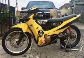 #otomodif honda supra x pakai busi balap подробнее. Modifikasi Supra X 125 Terkeren Dan Terbaru 2021 Otomotifo