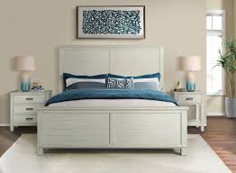 Aberdeen Queen Panel Bed Riverside Furniture Home Gallery Stores Furniture Bedroom Furniture Fine Bedroom Furniture
