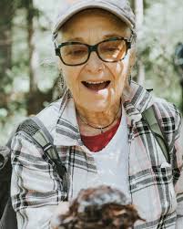 Get in the car, we're goin'