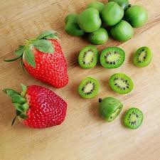 Egrow 100pcs Bag Mini Kiwi Berry Seeds Miniature Kiwi Berry Hardy Actinidia Arguta F In 2020 Kiwi Berries Unique Vegetables Fruit Seeds