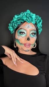 ¡En Pink Up llevamos la tradición a otro nivel! ✨😱 💀💙 Organic Brows