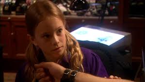 Casual Debris: The 4400: Weight of the World