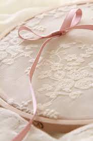 Porte Alliance Bois Original Dentelle Tambour Ruban Rose Poudre Lace Wedding Band Rustic Vintage Wedding Rustic Wedding Colors