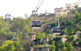 Die seilbahn verbindet seit juni 2010 die rheinanlagen in höhe der basilika st. Rhein Seilbahn In Koblenz Am Stahlernen Faden Gesellschaft Faz