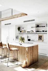 Sunny Mix Of Rustic And Minimalist In Design Of A Beach House In Australia Photos Ideas Design En 2020 Interieur Maison Maison Moderne Interieur Maisons De Plage Modernes