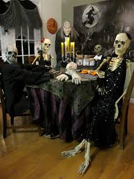 5 Life Size Halloween Skeleton Grandin Road Halloween Skeletons Halloween Props Halloween