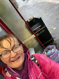 We had 86 along in Inverness yesterday. We mostly managed to avoid the rain  (see photo of almost everyone hiding under the gazebo).