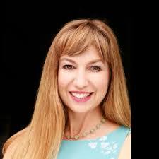 Shanna Guzman's Instagram, Twitter & Facebook