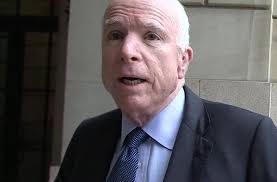 Reakcije na smrt Johna McCaina podjeljene: „Bio je dobar u svojoj mržnji  prema Rusiji.“